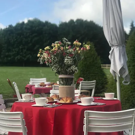 Domaine De L'orangerie Du Chateau De D'hotes 게스트하우스 Motteville