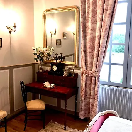 Guest house Domaine De L'orangerie Du Chateau De D'hotes *