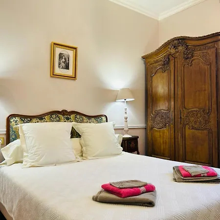 Guest house Domaine De L'orangerie Du Chateau De D'hotes