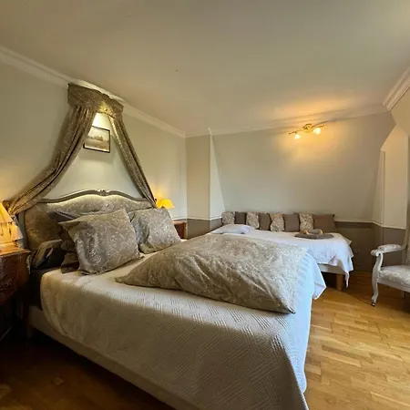 Guest house Domaine De L'orangerie Du Chateau De D'hotes Motteville