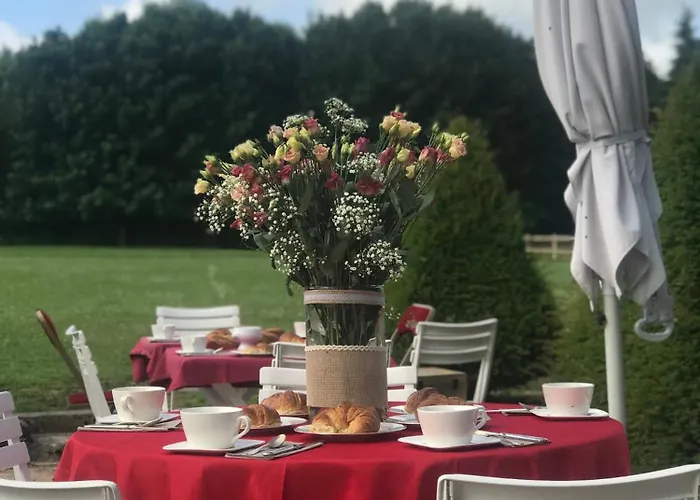 Domaine De L'orangerie Du Chateau De D'hotes Πανσιόν Motteville