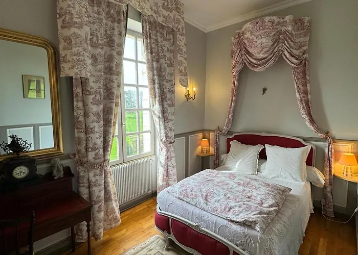 Domaine De L'orangerie Du Chateau De D'hotes